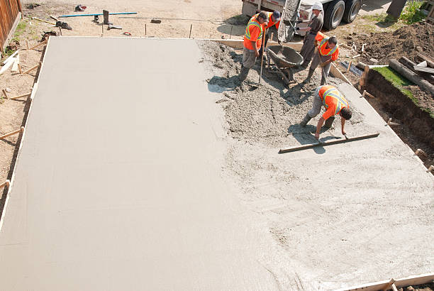 Best Concrete Driveway Installation in Wayland, MI
